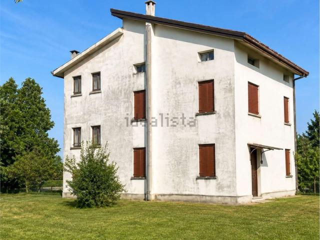 Appartamento in vendita di 99 m² in Via Sacile, 50