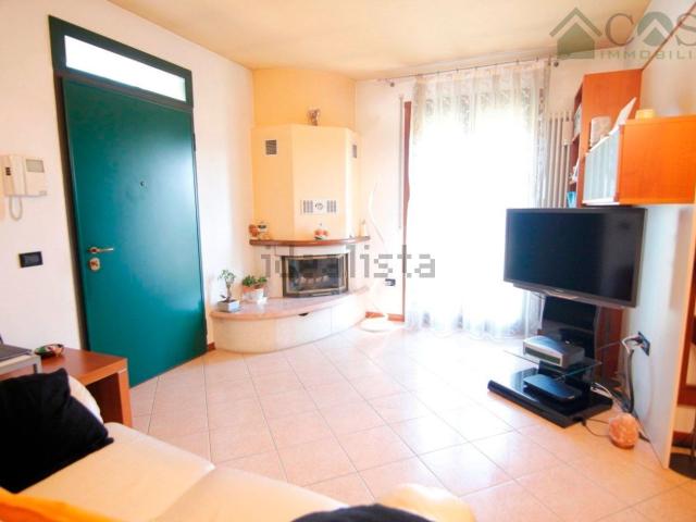 Appartamento in vendita di 99 m² in Via Saviabona, 51