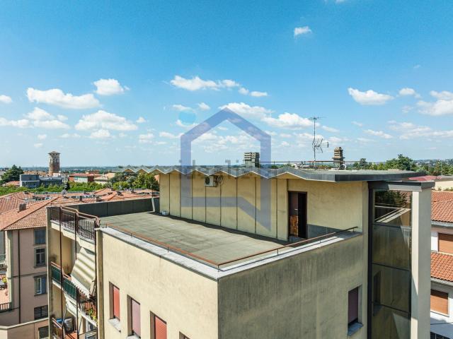 Appartamento in vendita di 99 m² in Viale Cornaggia Carlo, 11