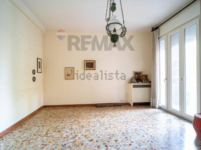 Appartamento in vendita di 99 m² in Viale dei Mille, 22