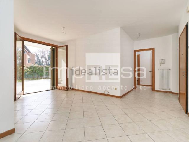 Appartamento in vendita di 99 m² in Strada Regionale 53 Postumia