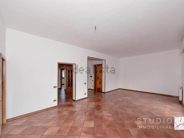 Appartamento in vendita di 100 m² in Via del Frascone