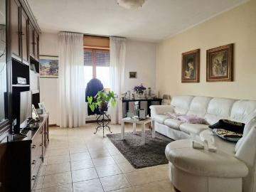 Appartamento in vendita a Marina di Massa - Balcone