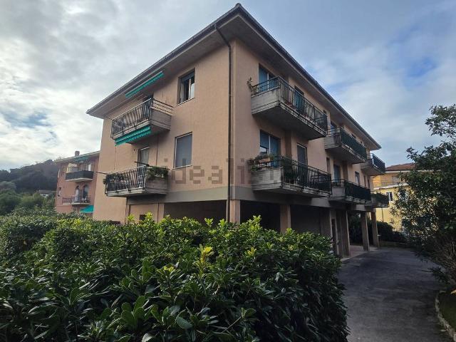 Appartamento in vendita di 100 m² in Via Privata Cassottana