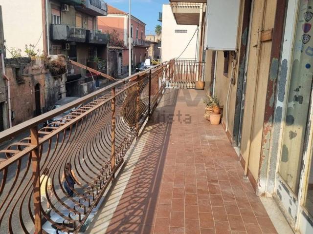 Appartamento in vendita di 100 m² in Via C. Colombo, 1
