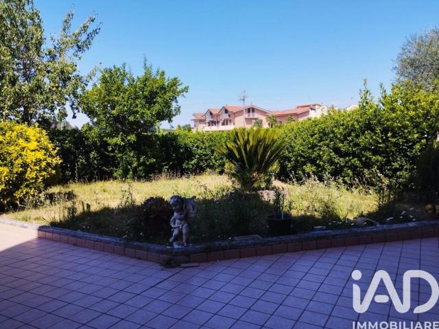 Appartamento in vendita di 100 m² in Via C. Pavese, 32