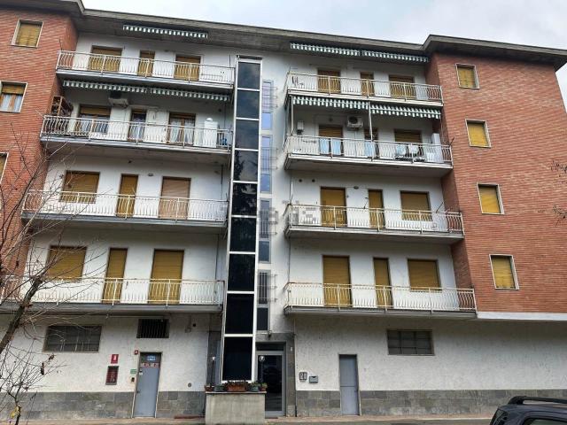 Appartamento in vendita di 100 m² in Via C. Pavese