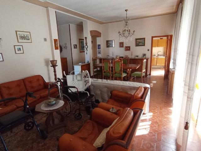Appartamento in vendita di 100 m² in Via Comacchio, 1269