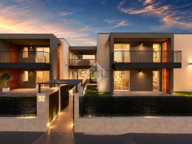 Appartamento in vendita di 100 m² in Via Comboni
