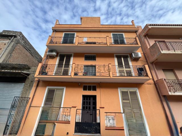 Appartamento in vendita di 100 m² in Via comunale giampilieri superiore, 18