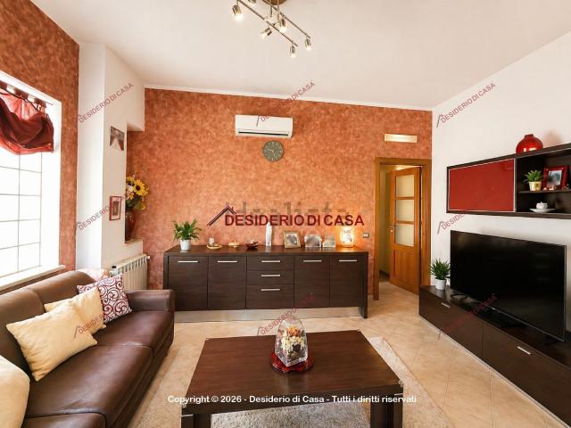 Appartamento in vendita di 100 m² in Via Consolare Valeria, 158