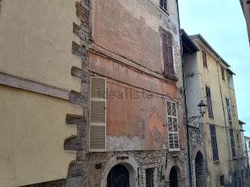 Appartamento in vendita di 100 m² in Via Consolare, 42