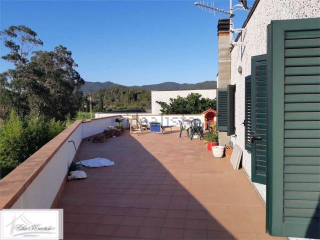 Appartamento in vendita di 100 m² in Via Costa Nera, 189