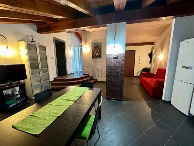 Appartamento in vendita di 100 m² in Via Cavour, 19
