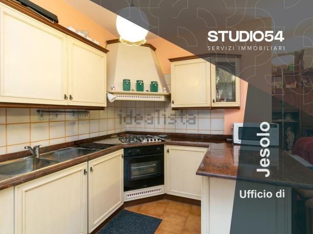 Appartamento in vendita di 100 m² in Via Ca&apos  Martin, 19