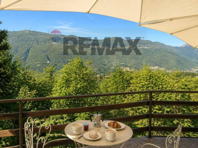Appartamento in vendita di 100 m² in Via Cà Previtali, 3