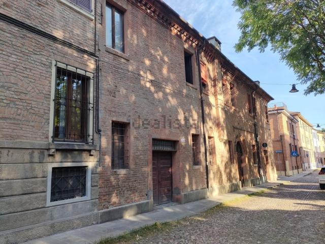 Appartamento in vendita di 100 m² in Via Camposabbionario