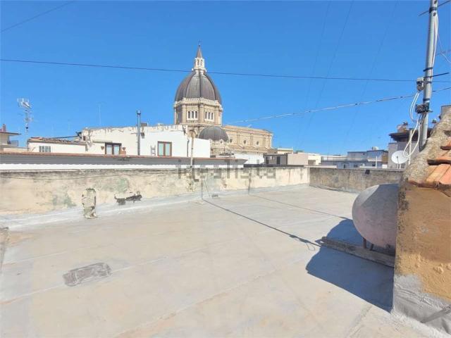Appartamento in vendita di 100 m² in Via Canne, 33