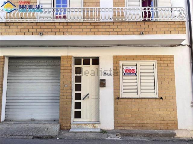 Appartamento in vendita di 100 m² in Via Caravaggio