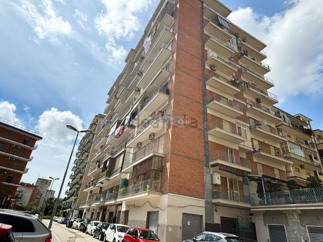 Appartamento in vendita di 100 m² in Via Caravaggio, 102