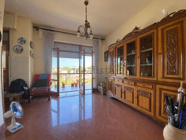 Appartamento in vendita di 100 m² in Via Carlo Cattaneo