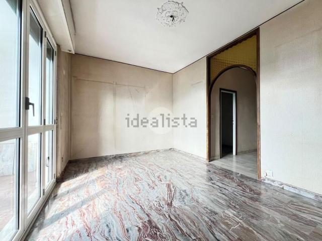 Appartamento in vendita di 100 m² in Via Carlo Alberto Pisani Dossi, 32
