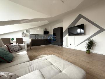 Appartamento in vendita di 100 m² in Via Carlo Pisacane, 26