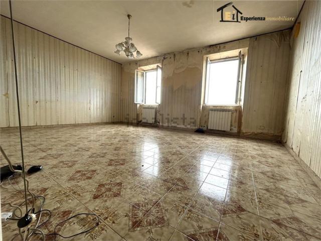 Appartamento in vendita di 100 m² in Via Cassio Sgrignani, 22
