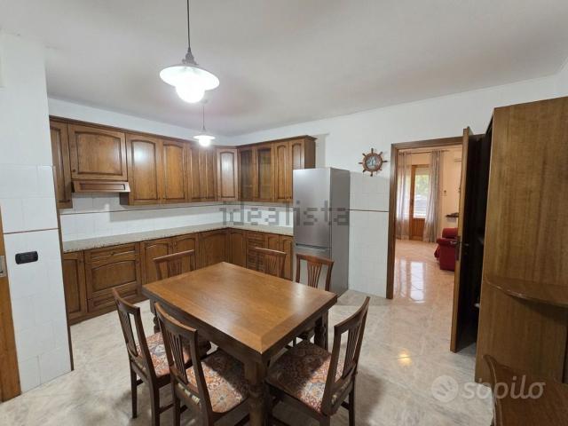 Appartamento in vendita di 100 m² in Via Castagnara