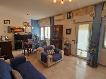 Appartamento in vendita di 100 m² in Via Celso Cittadini