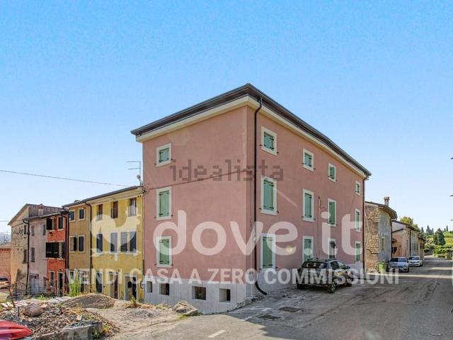 Appartamento in vendita di 100 m² in Via Cengia, 47