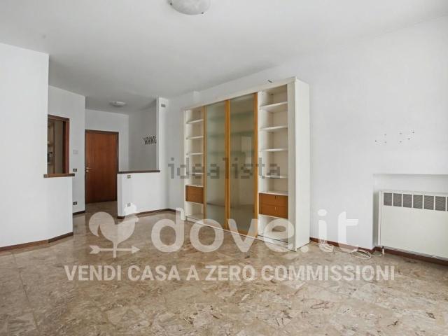 Appartamento in vendita di 100 m² in Via Cervinia, 39