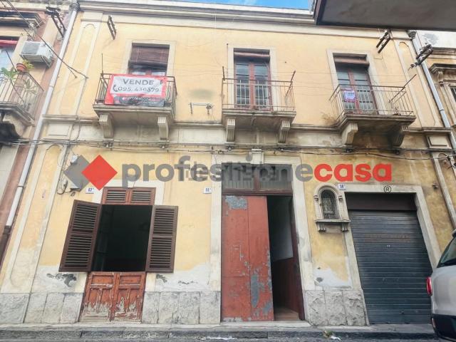 Appartamento in vendita di 100 m² in Via Cesare Abba, 60