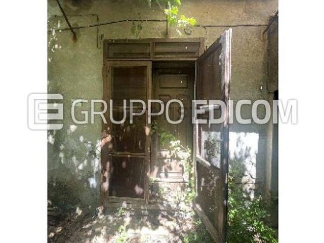 Appartamento in vendita di 100 m² in Via Cesare Battisti