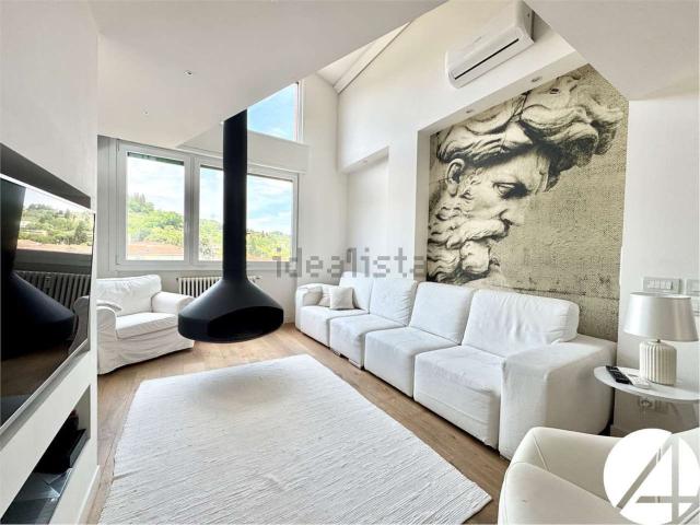 Appartamento in vendita di 100 m² in Via Chiantigiana, 1000