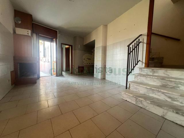 Appartamento in vendita di 100 m² in Via Chiesa