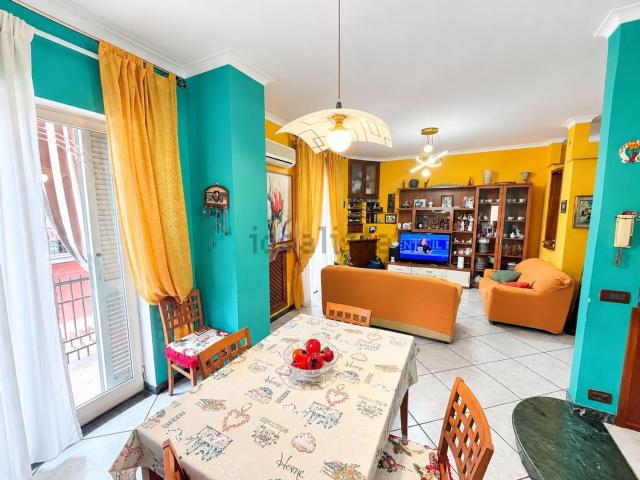 Appartamento in vendita di 100 m² in Via Cirillo