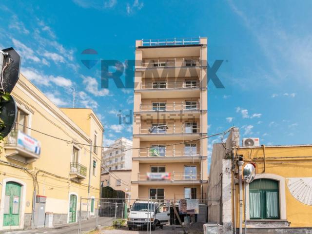 Appartamento in vendita di 100 m² in Via Claudio Claudiano