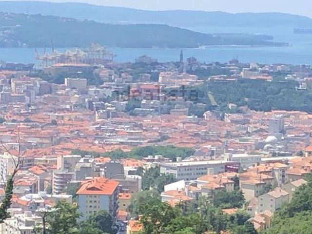 Appartamento in vendita di 100 m² in Via Clivo Artemisio
