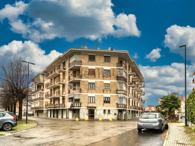 Appartamento in vendita di 100 m² in Via A. Demonte, 9