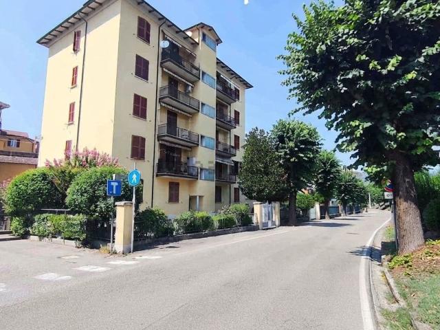 Appartamento in vendita di 100 m² in Via A. Fini, 1
