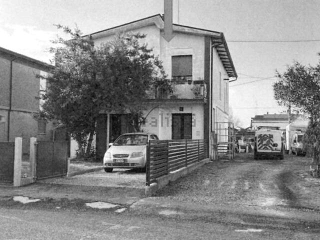 Appartamento in vendita di 100 m² in Via A. Manzoni, 22