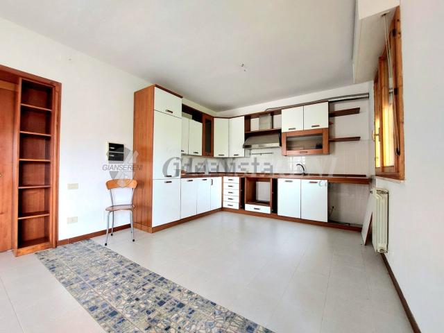 Appartamento in vendita di 100 m² in Via A. Spinelli