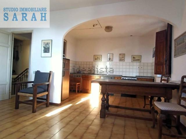 Appartamento in vendita di 100 m² in Via Amerigo Vespucci, 90
