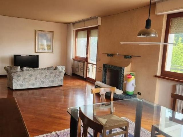 Appartamento in vendita di 111 m² in Via Antonelli