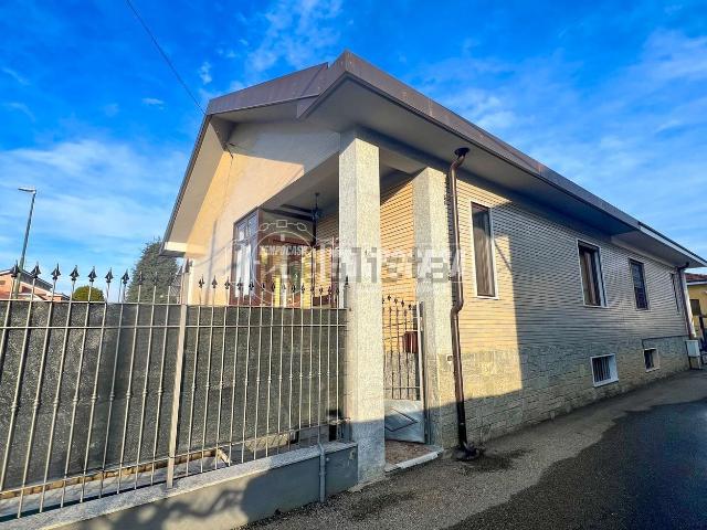 Appartamento in vendita di 100 m² in Via Annibale Pastore, 14