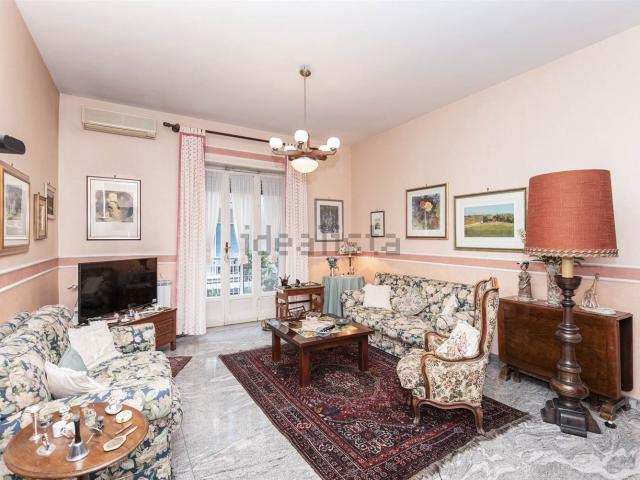 Appartamento in vendita di 100 m² in Via Aosta, 6