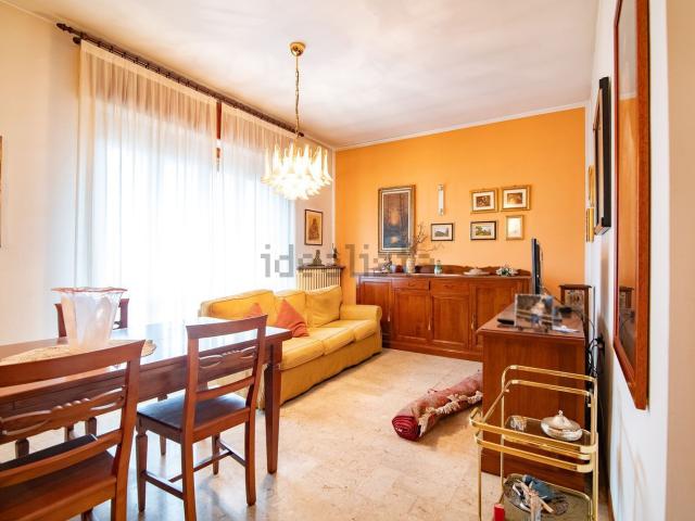 Appartamento in vendita di 100 m² in Via Abate Crippa, 41