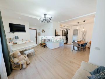 Appartamento in vendita di 100 m² in Via Abruzzi