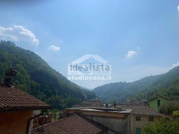 Appartamento in vendita di 100 m² in Via Acquada